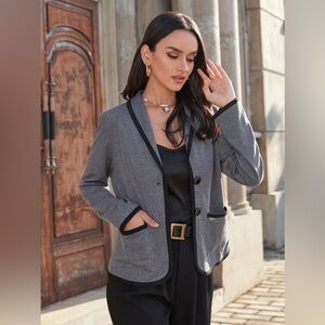 Gap Women's Gray Blazer with Navy Trim